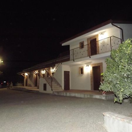 Agriturismo Trappeto Vecchio San Demetrio Corone Экстерьер фото