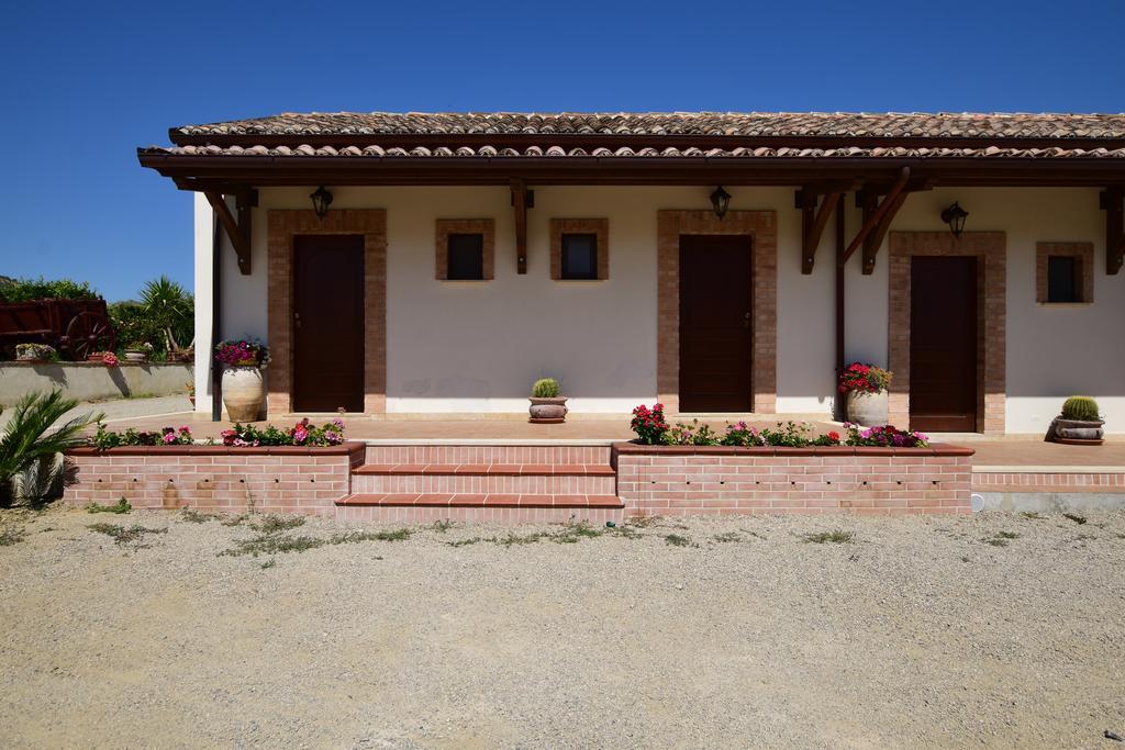Agriturismo Trappeto Vecchio San Demetrio Corone Экстерьер фото